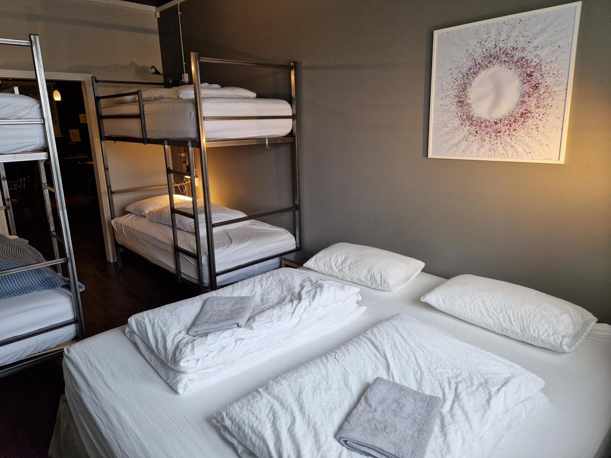 Tehusith Hostel & Guesthouse Эгильсстадир Экстерьер фото
